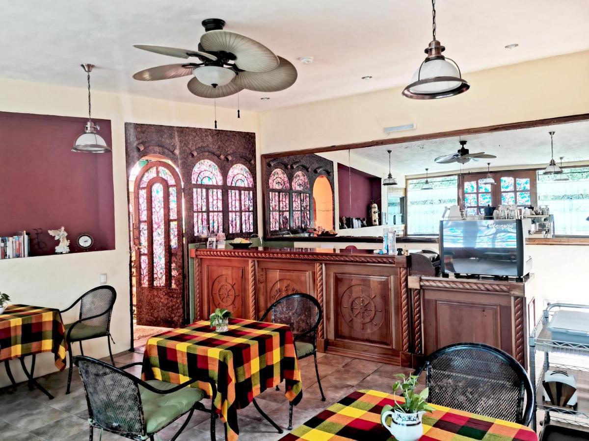 Hotel Casa Mallorca 칸쿤 외부 사진
