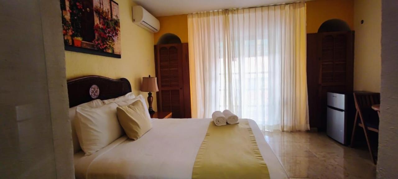 Hotel Casa Mallorca 칸쿤 외부 사진