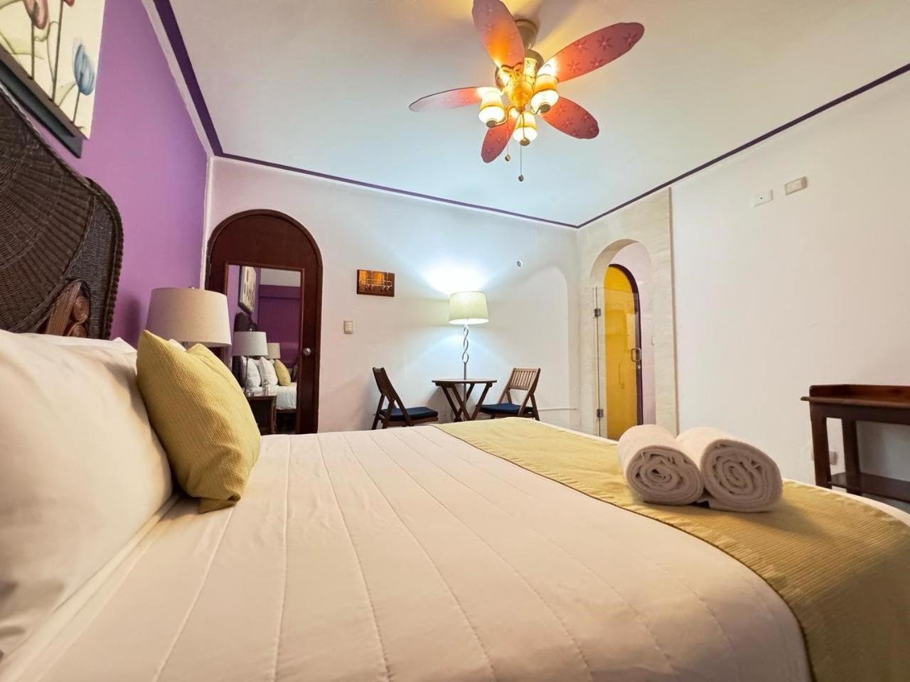 Hotel Casa Mallorca 칸쿤 외부 사진